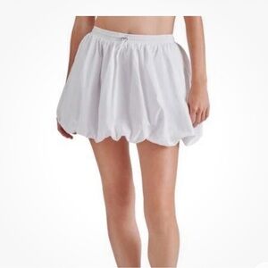 NWT $49 Steve Madden White Mini bubble hem skirt fairy whimsy